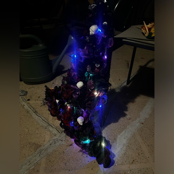 Witch hat Halloween wreath - Picture 2 of 6